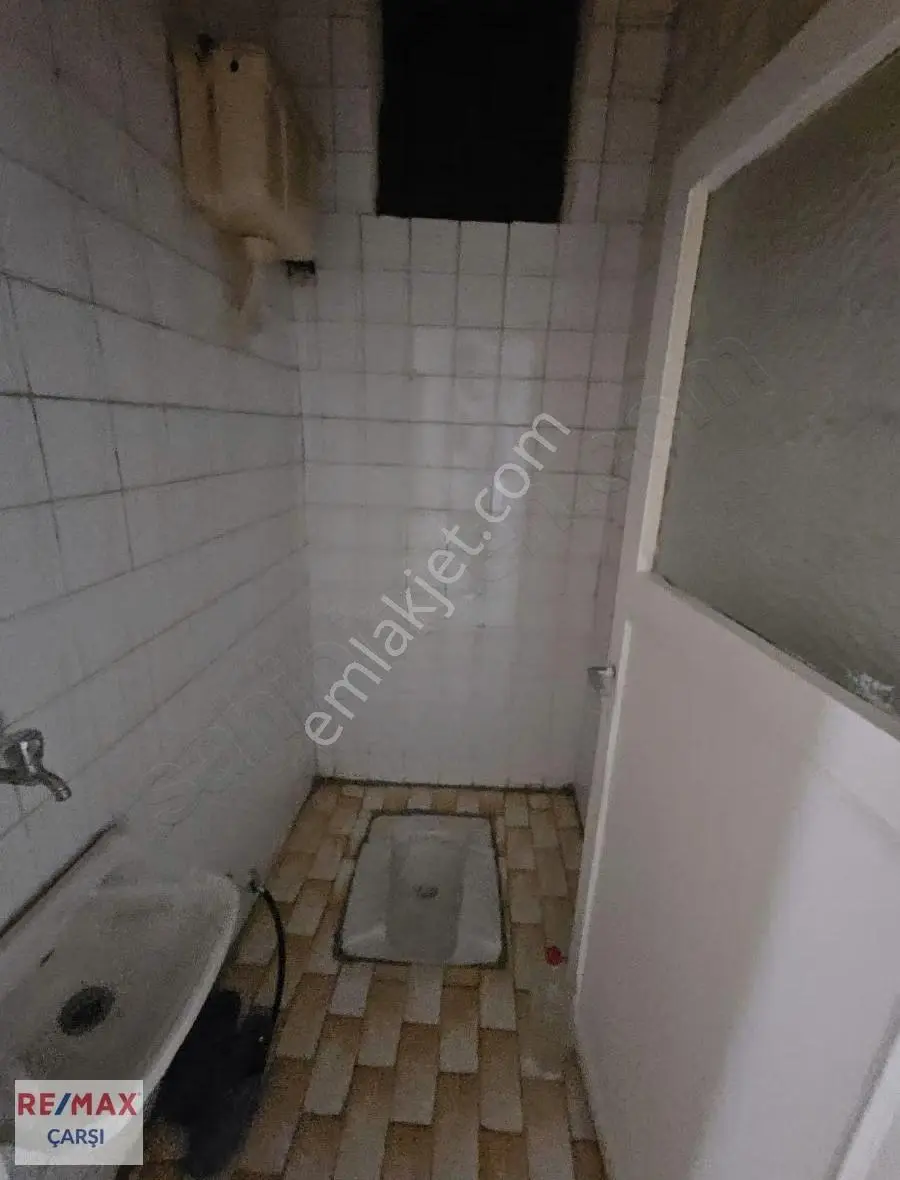 Deniz Manzaralı Reno Servisi Yanı 3+1 Arkadaşlık Sitesi - Görsel 3