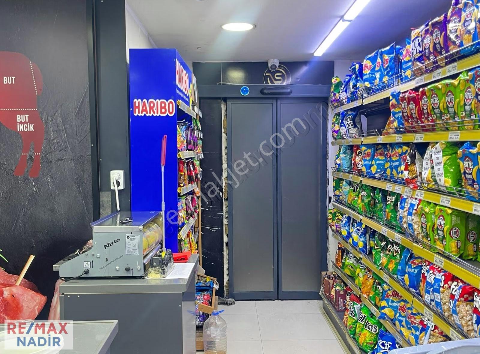 Teyyaredüzünün Gözde Noktasında Aktif Çalışan Devren Market - Görsel 4