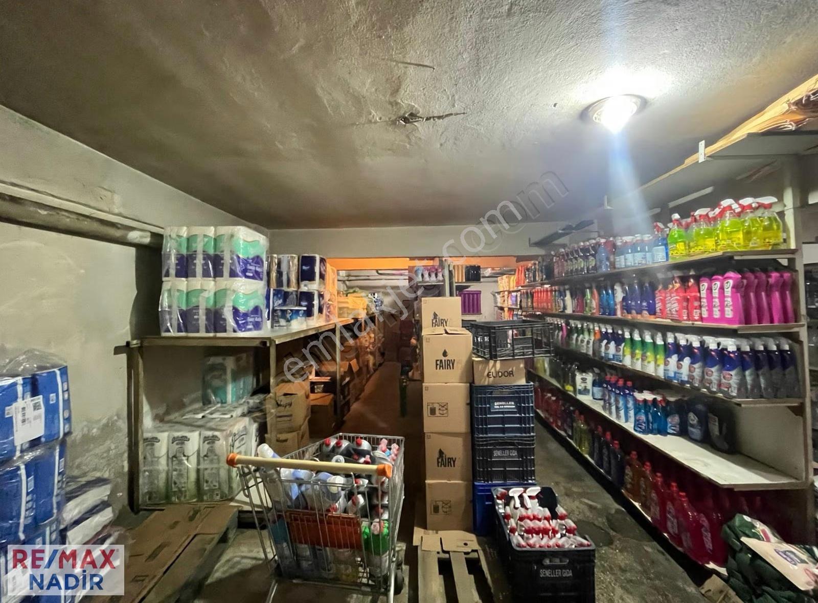 Teyyaredüzünün Gözde Noktasında Aktif Çalışan Devren Market - Görsel 16