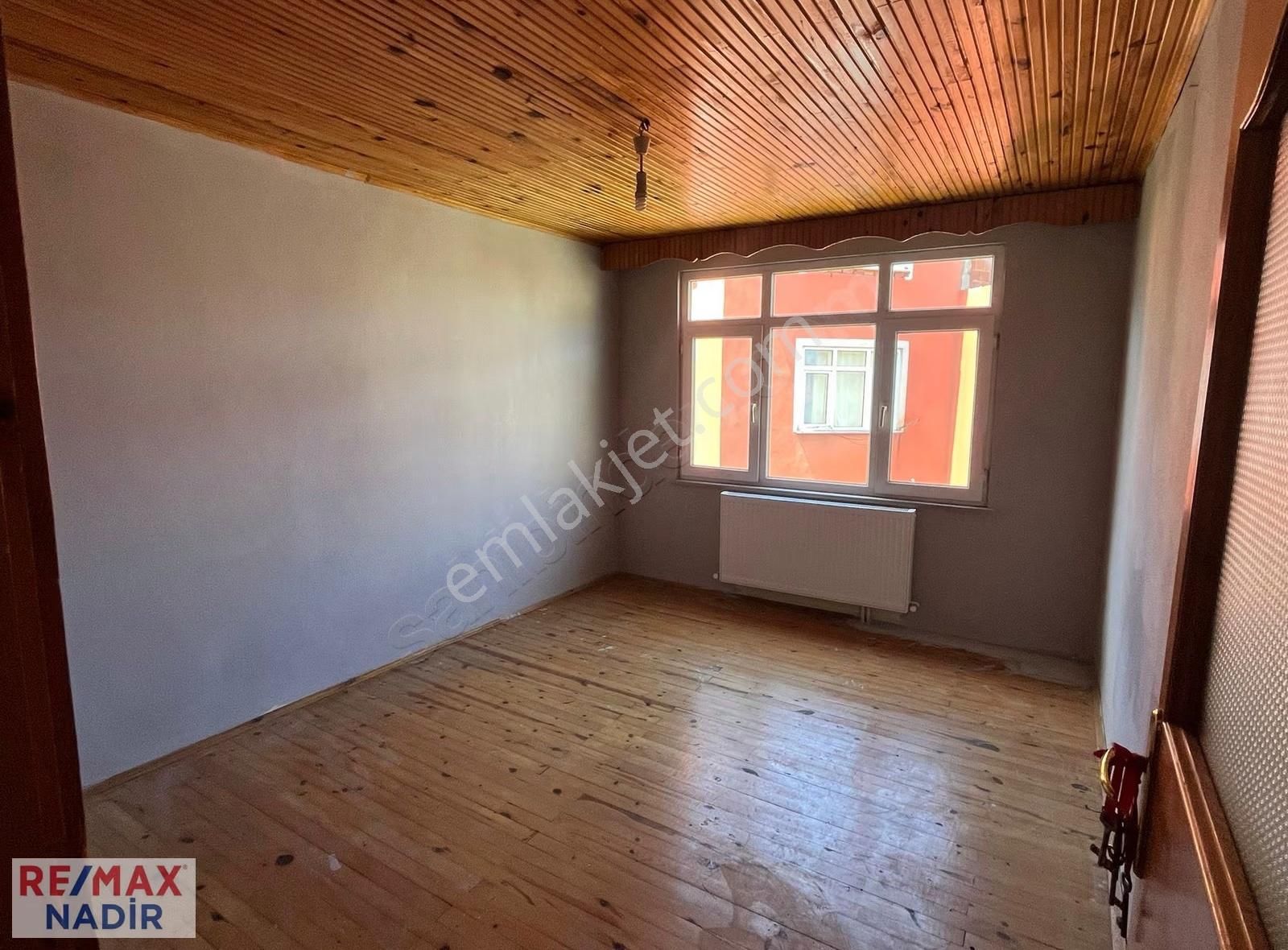 Remax'te Tirebolu Hamam Mah'de Sahile 1 Dk Mesafede 3+2 Dubleks - Görsel 19