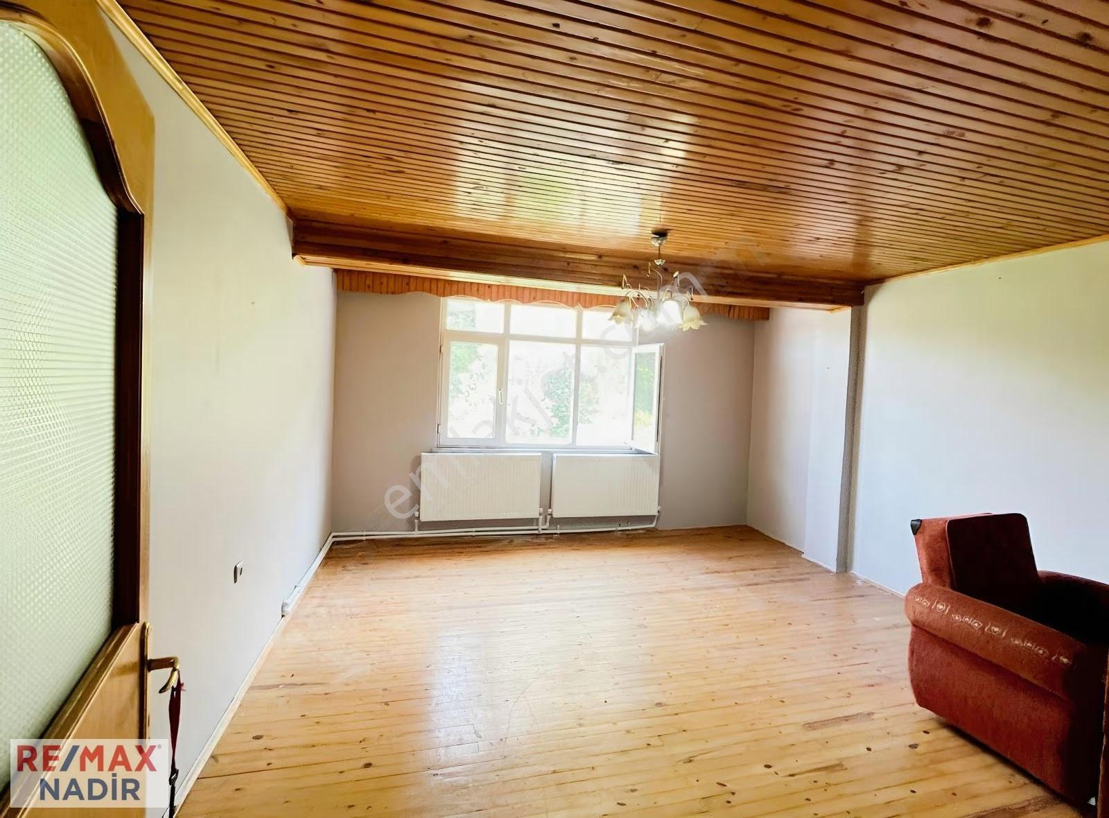 Remax'te Tirebolu Hamam Mah'de Sahile 1 Dk Mesafede 3+2 Dubleks - Görsel 14