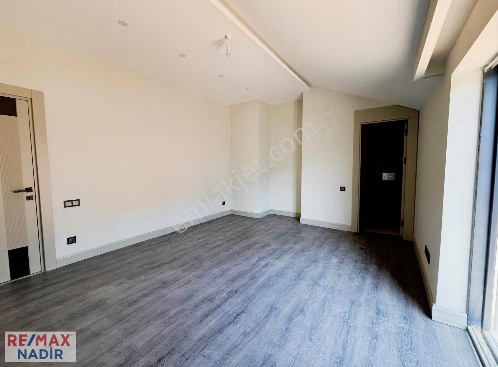 Remax'ten Merkez'de Lüks Eşsiz Manzaralı Satılık Dubleks Daire.! - Görsel 22