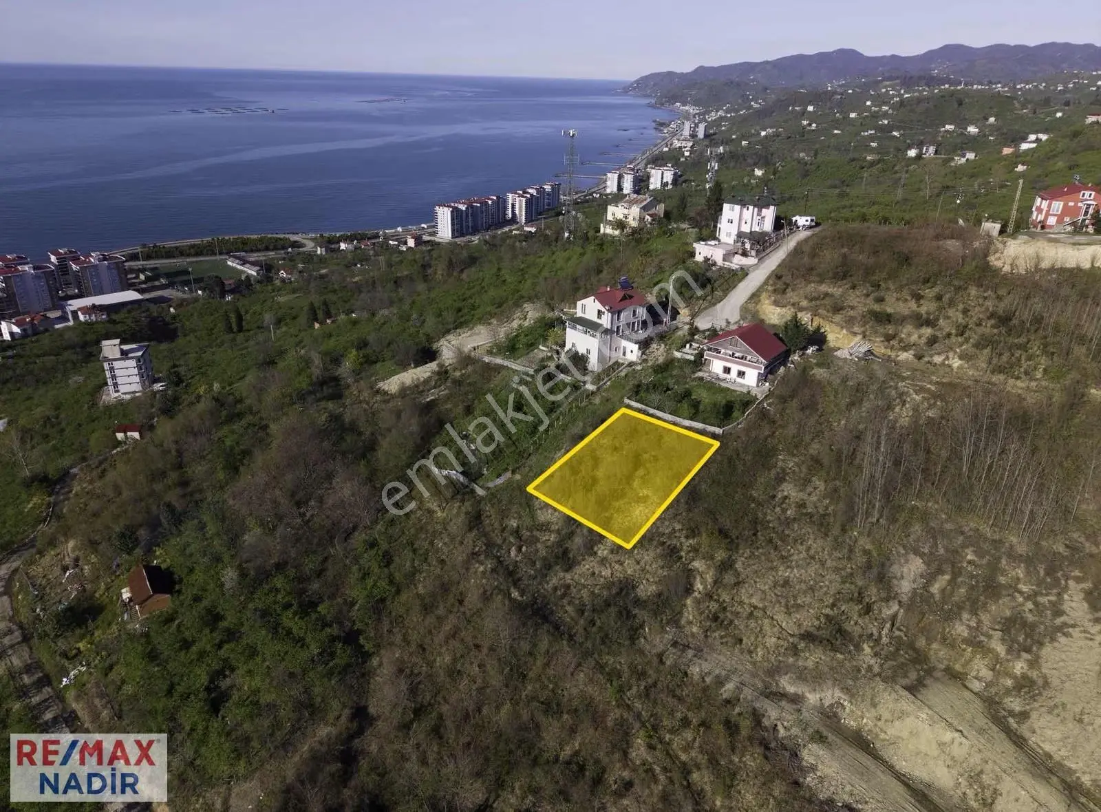 Keşap Fındıklı Mahallesinde Eşsiz Manzaralı Satılık Arsa