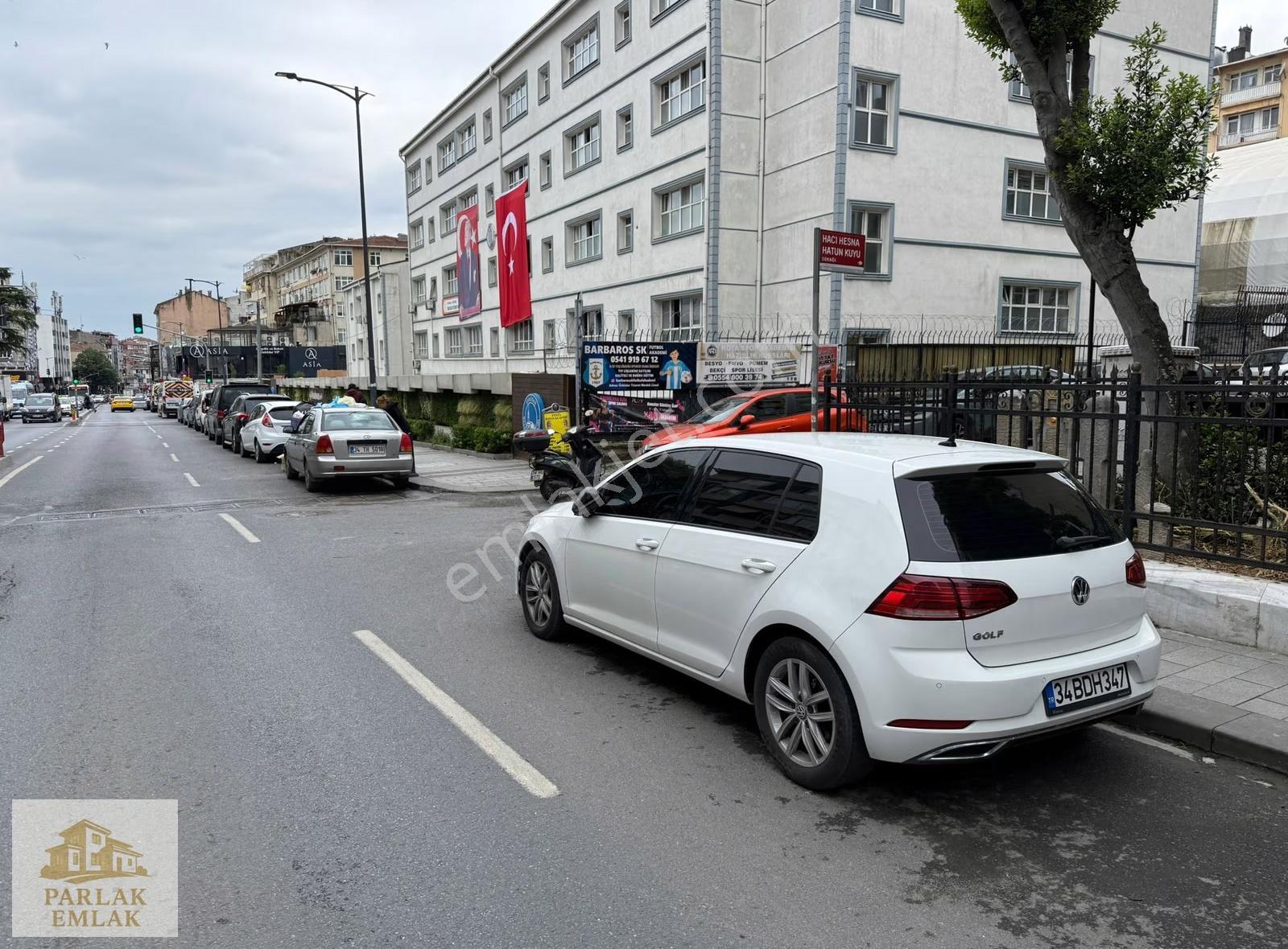 Parlak'tan Üsküdar^da İşlek Cadde Üzerinde 70m2 Kiralık Dükkan* - Görsel 6