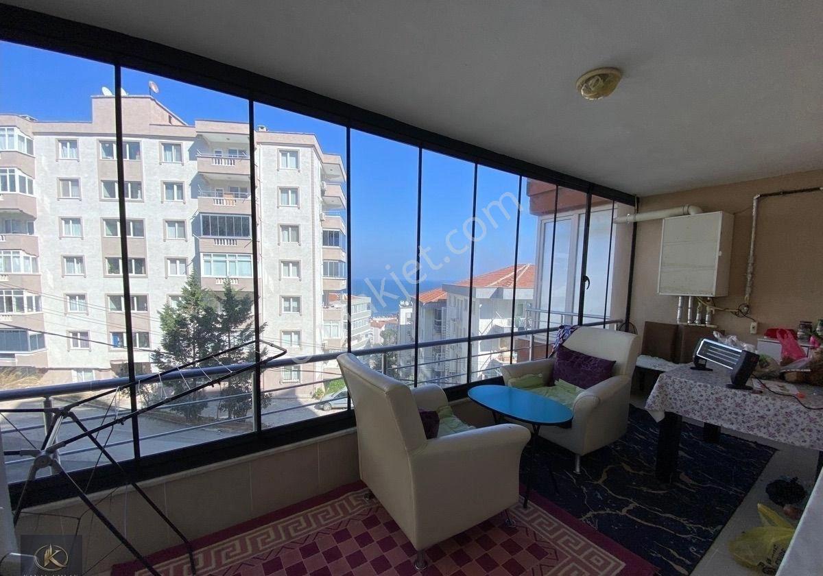 Mudanya Ömerbey Mahallesi’nde Deniz Manzaralı 2+1 Satılık Daire