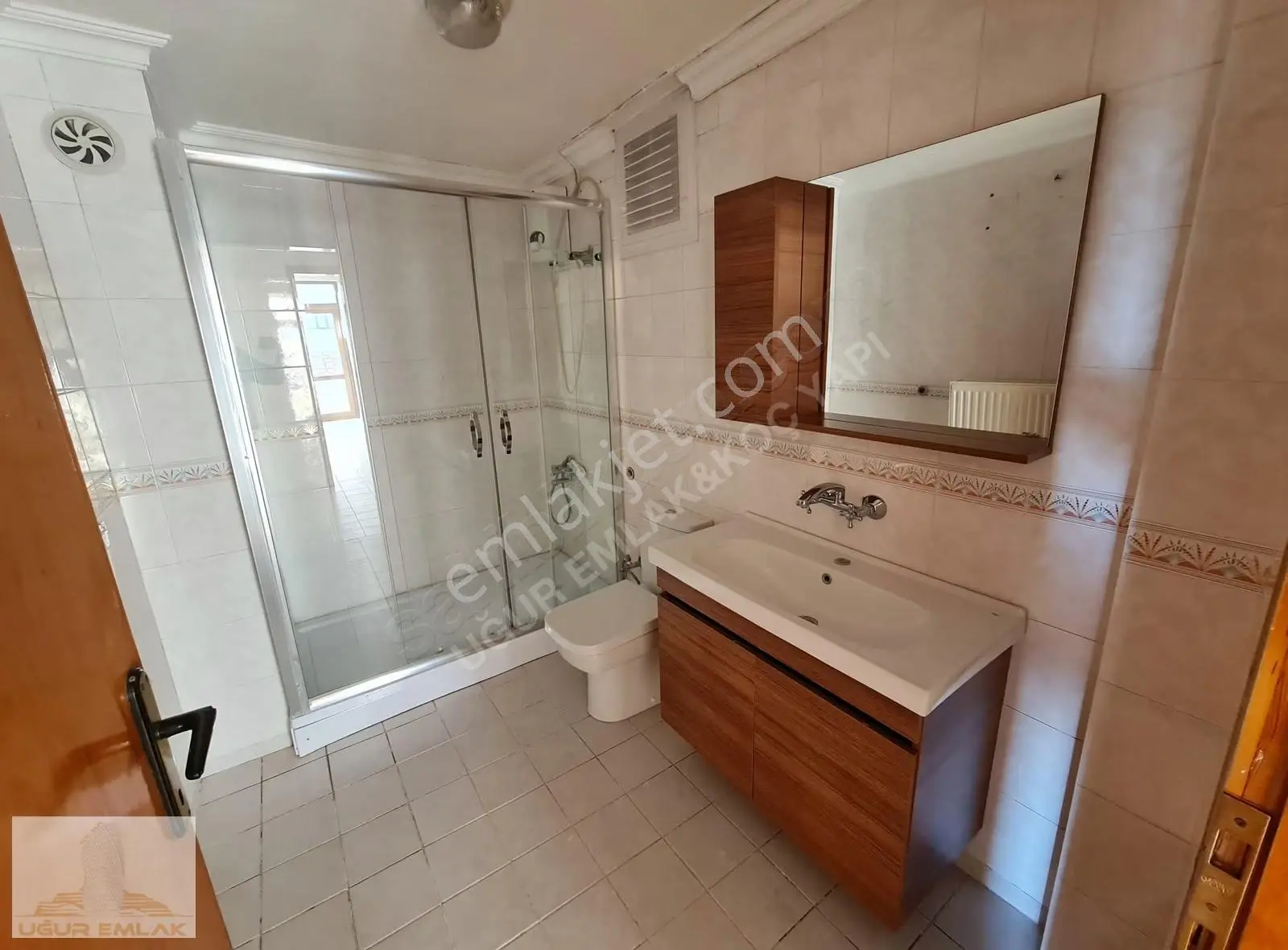 Bosna Hersek'te Pazara Yakın, 3+1, 115m² Kiralık Daire - Görsel 5