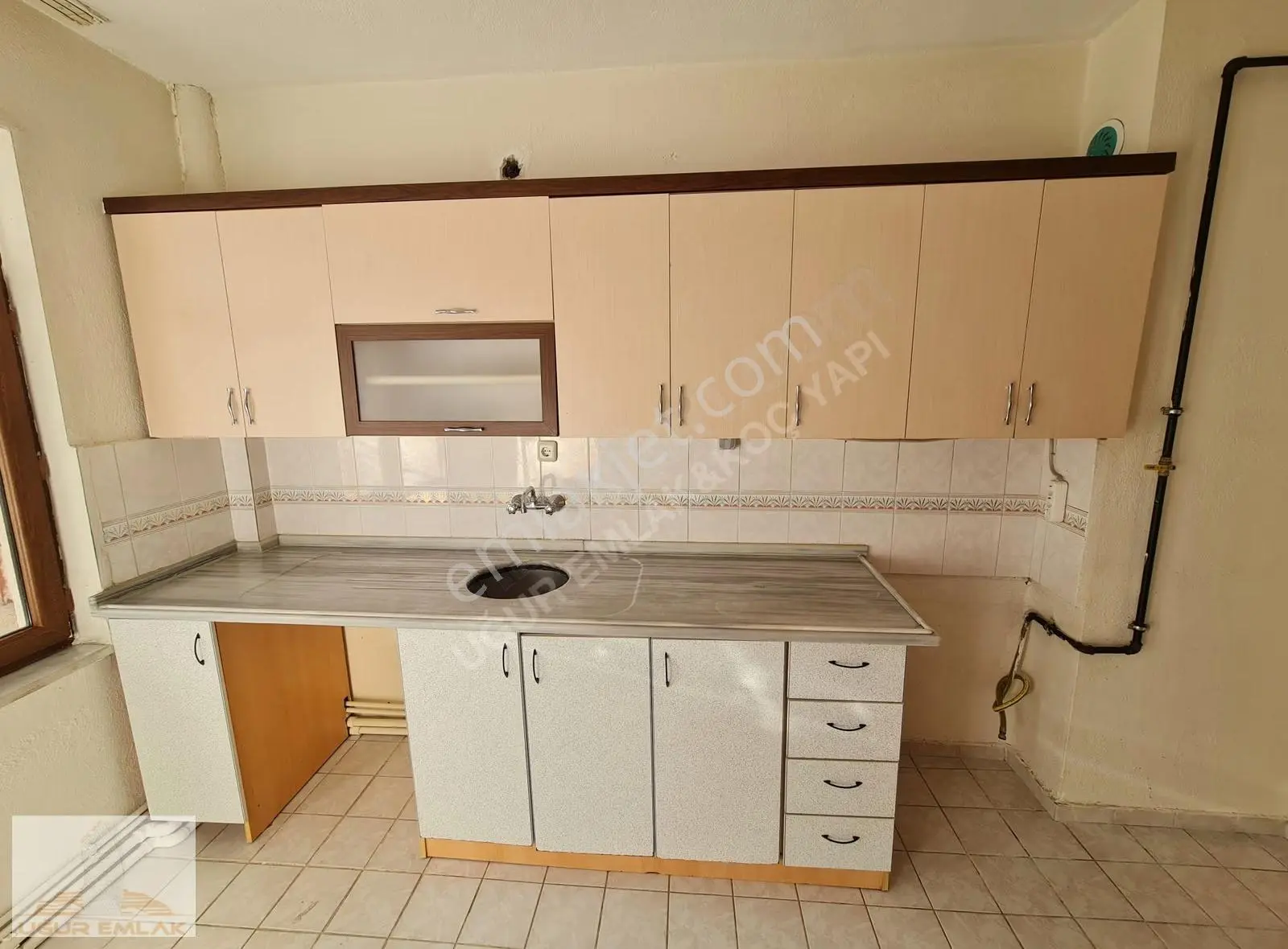 Bosna Hersek'te Pazara Yakın, 3+1, 115m² Kiralık Daire - Görsel 2