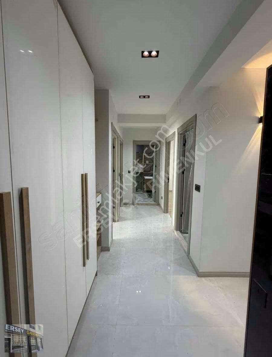 Batıkent'te Satılık 3+1 Lüks Daire 125m² - Görsel 9