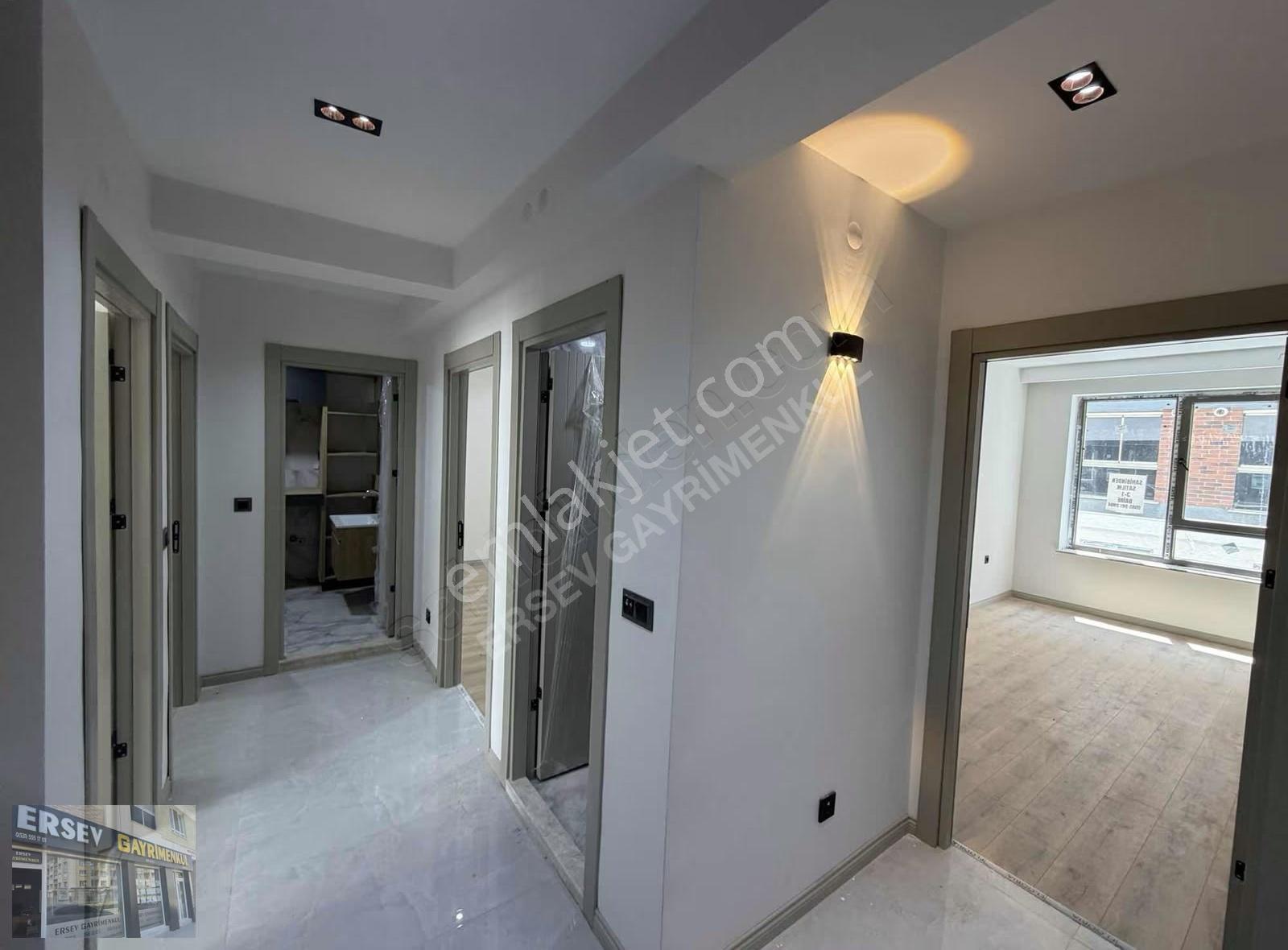 Batıkent'te Satılık 3+1 Lüks Daire 125m² - Görsel 10