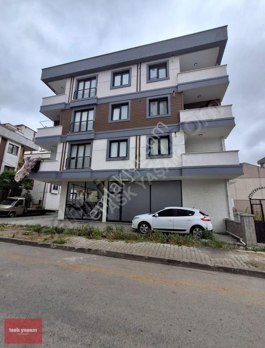Şekerpınar Cad. Paraleli Vitrinli Yeni Kiralık Dükkan - Görsel 17