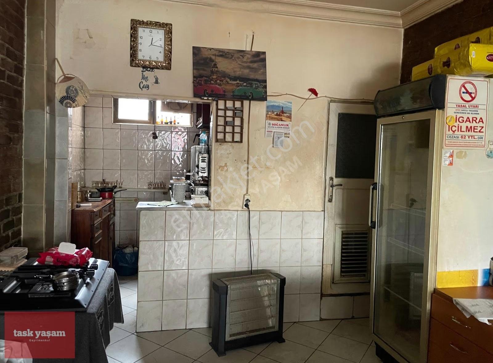 Şişli Bomonti Ada Yolunda Köşe Konum Fırsat Satılık Dükkan - Görsel 2