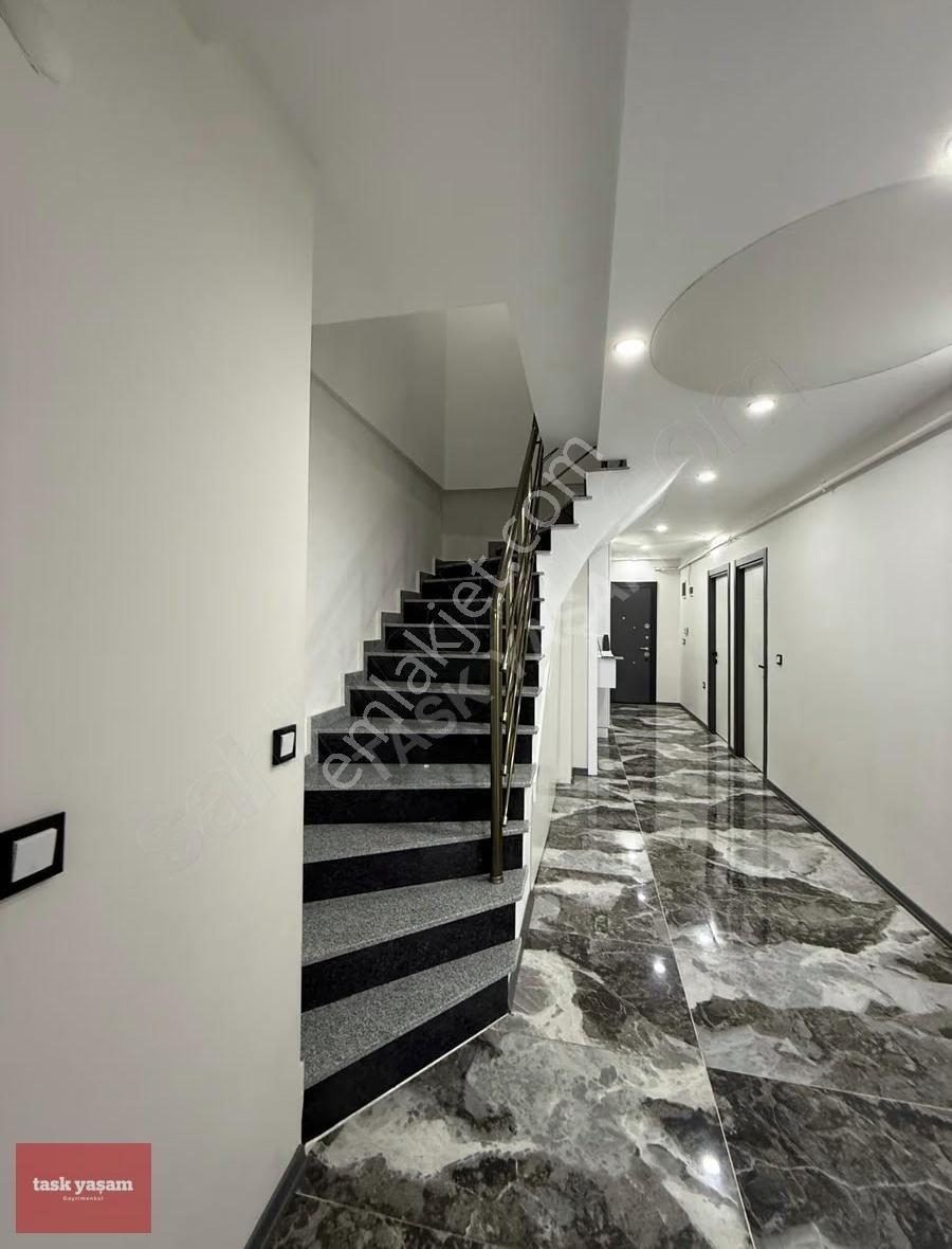 Gebze Tatlıkuyu Mh. Deniz Manzaralı Lüx 5+2 Satılık Dublex Daire - Görsel 22