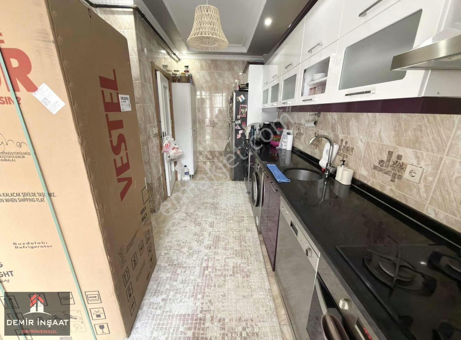 Demir İnşaat 50.yıl Mh 3+1'den 2+1'e Çevrilmiş 135m² 2.kat Daire - Görsel 8