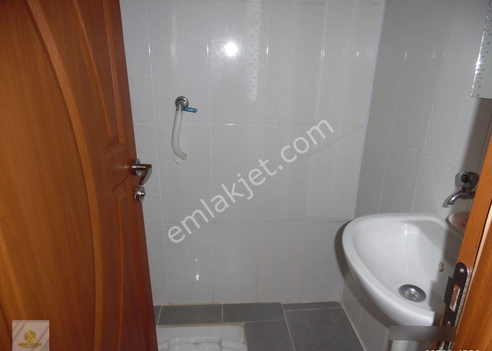 Çamlıca Mahallesinde Gündüz Ökçün Caddesi Yakını Kiralık 3+1 Daire - Görsel 12