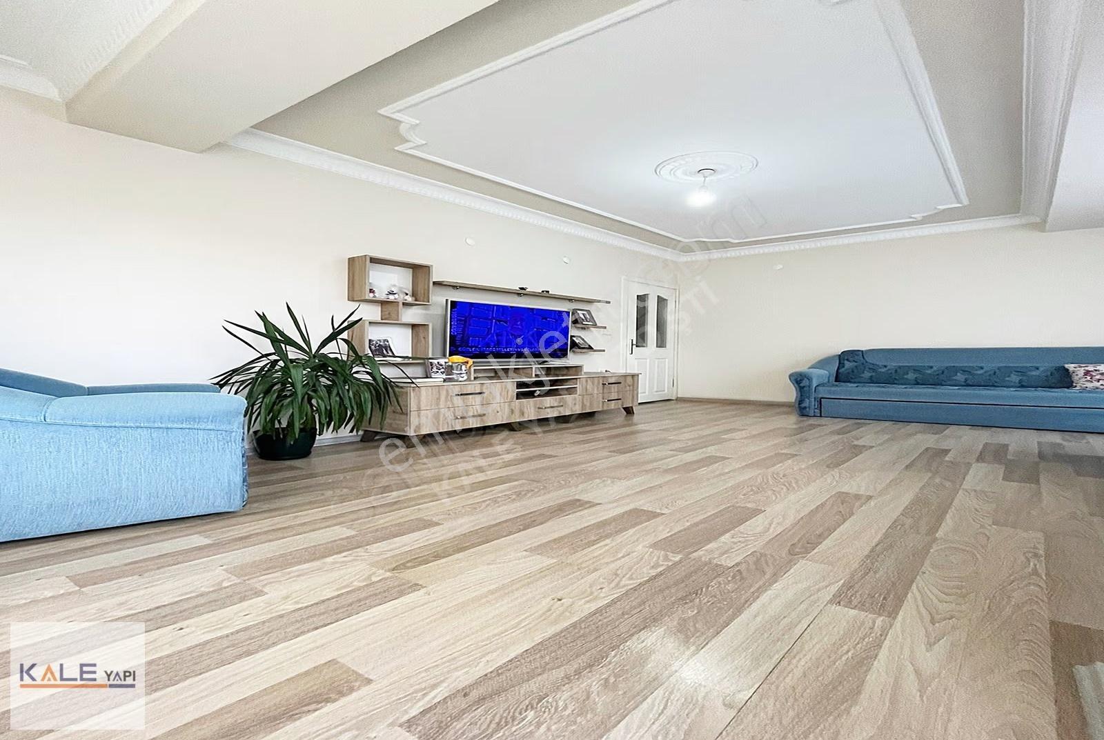 City Center Avm'ye Yakın Evebeyin Banyolu 2+1 Satılık Daire - Görsel 2