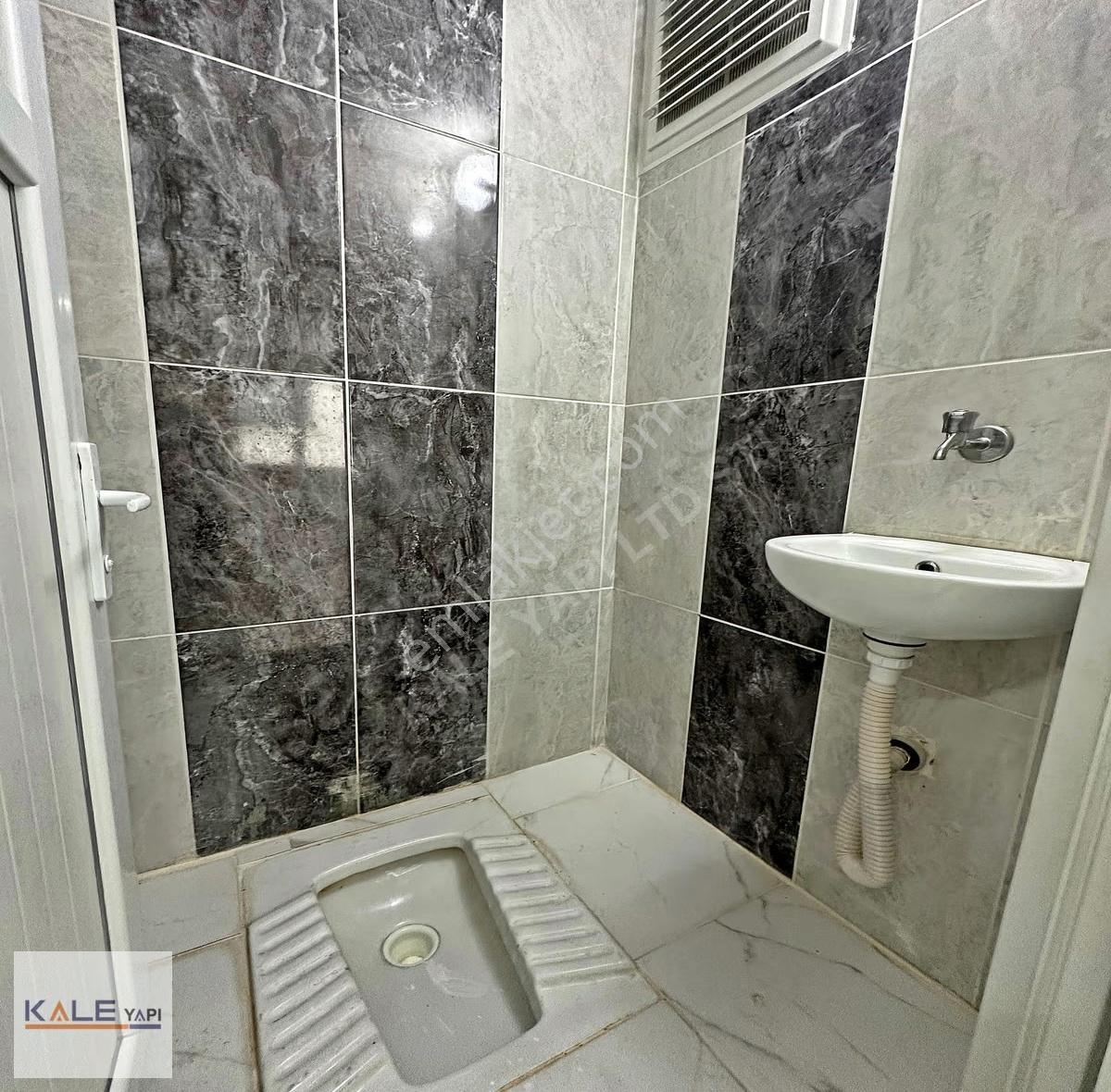 Bahçeşehir Bölgesine Yakın Yatırıma Uygun 2+1 Ara Kat Daire - Görsel 34