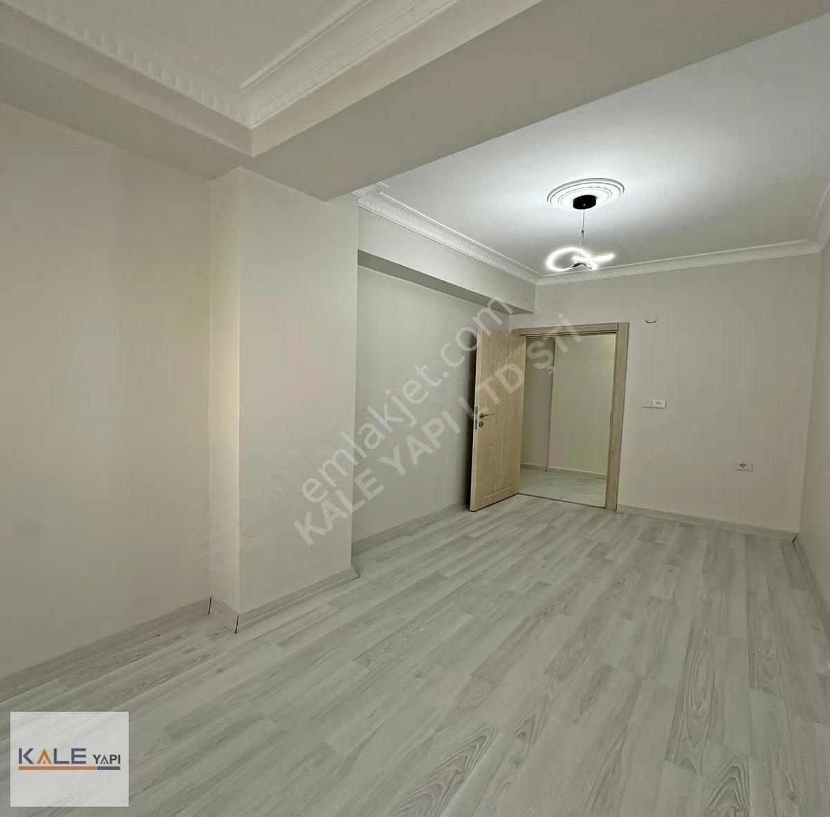 Bahçeşehir Bölgesine Yakın Yatırıma Uygun 2+1 Ara Kat Daire - Görsel 21