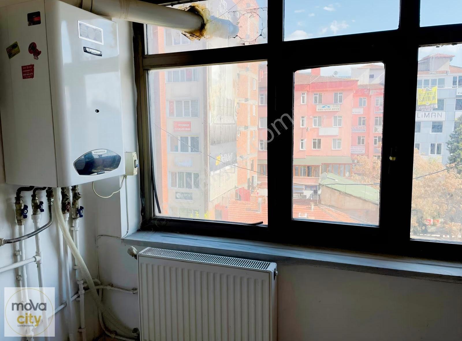Gazi Caddesinde 3+1 Kiralık Ofis - Görsel 21