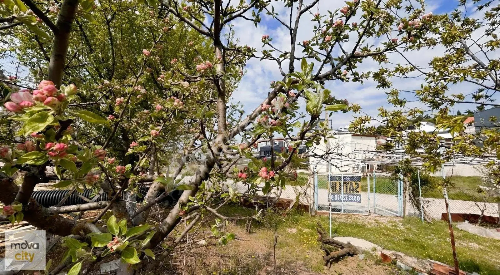 Binevler Ayarık Mevkisinde 245 M2 Satılık Villa Arsası