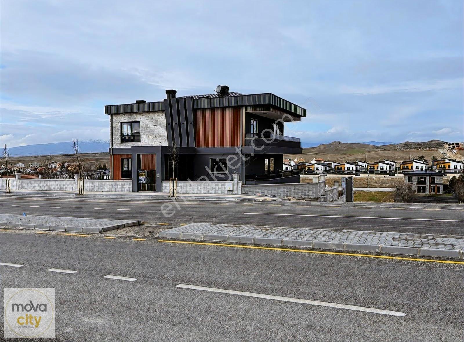 Silmkent Vefa Sitesi Karşısı Komple Yapılı Satılık Lüks Villa - Görsel 22