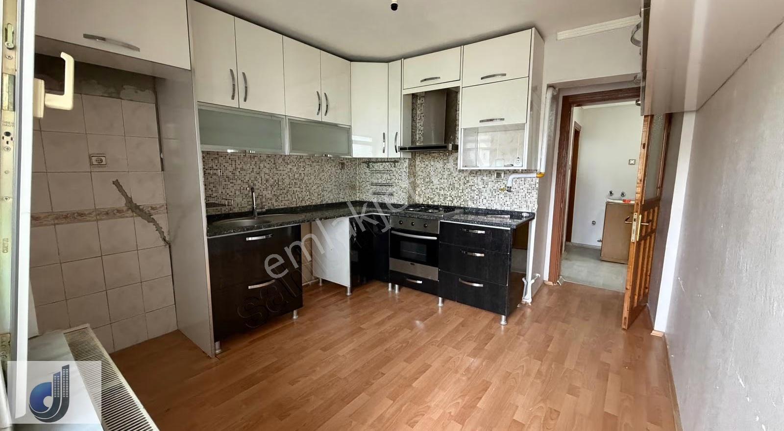 Nakliyeciler Okulu Civarı Kiralık Daire - Görsel 11