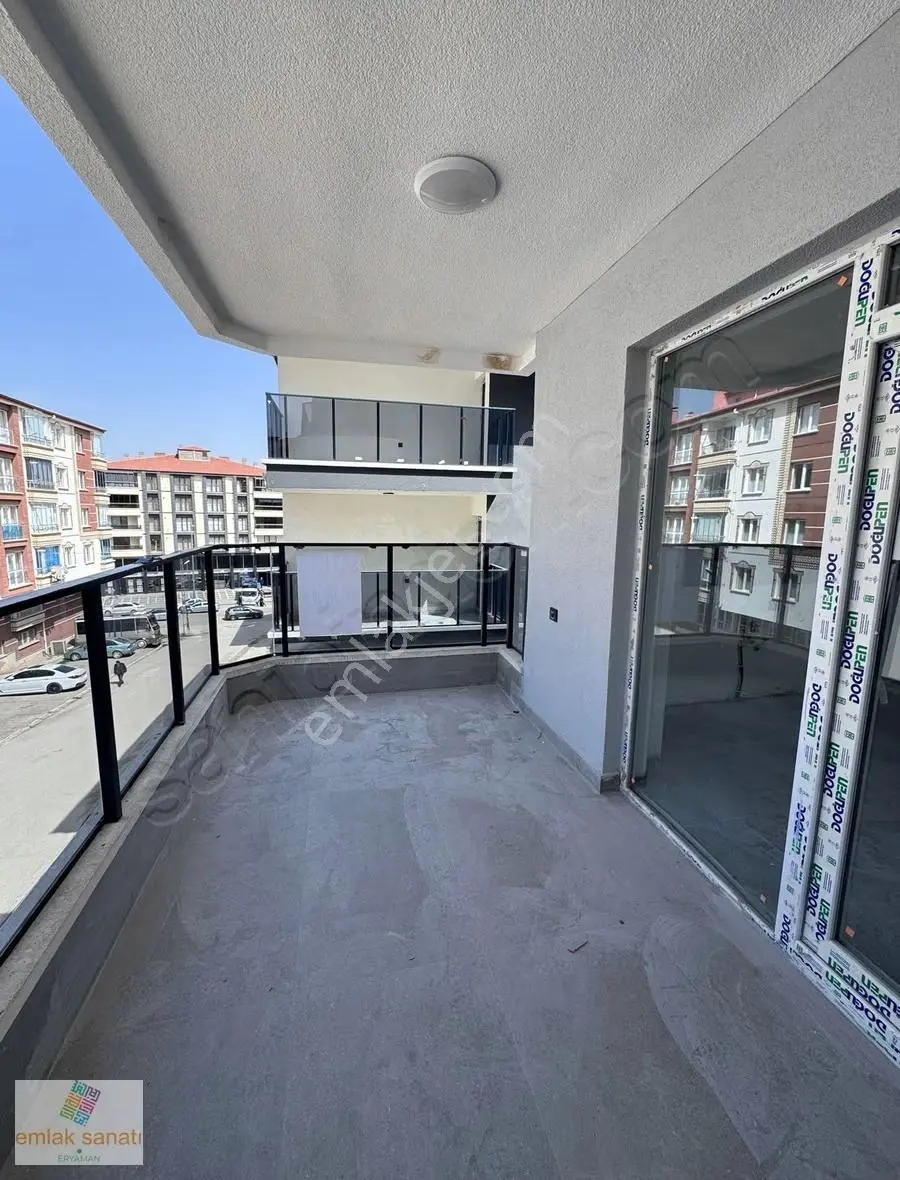 Bağlum'da Cadde Üstü Arakat Daire - Görsel 3