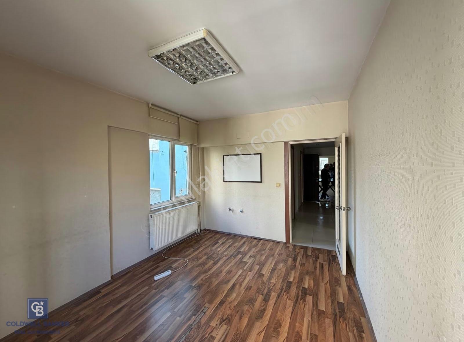 Kozyatağı Sümko Sitesinde Oturuma Hazır 'tek' 3+1/125 M2 Net - Görsel 6