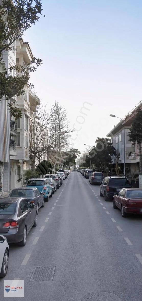 Bağdat Caddesinde Kalamış Sahile İnen Sokakta Satılık Dükkan - Görsel 17