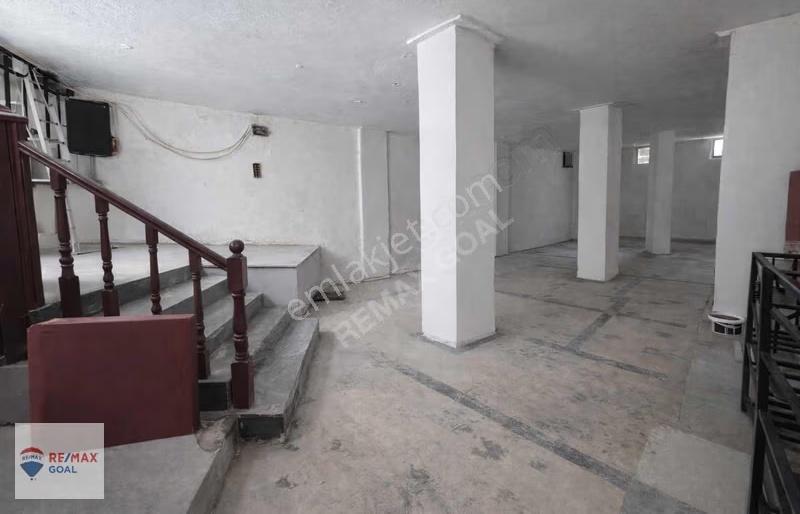 Kadıköy Rasimpaşa Da İşlek Cadde Üzeri Boş Kiralık Depo - Görsel 23