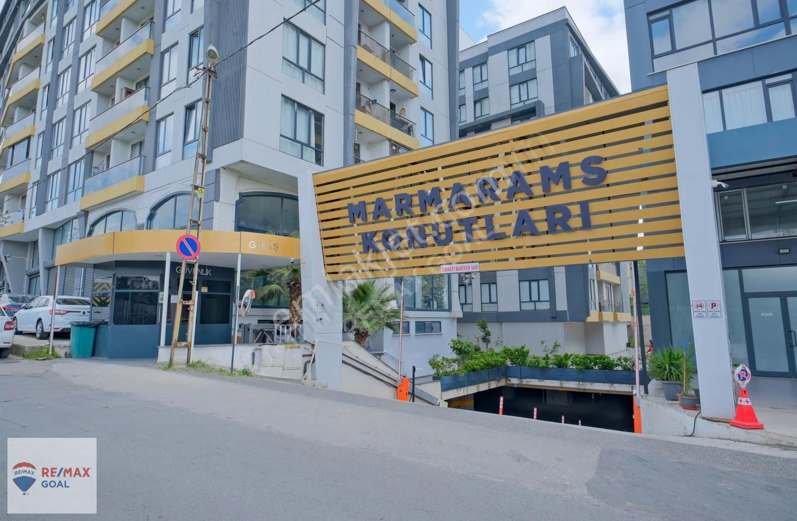 Remax Şirvan'dan Ataşehir Marmarams Sitesinde 1+1 Satılık Daire