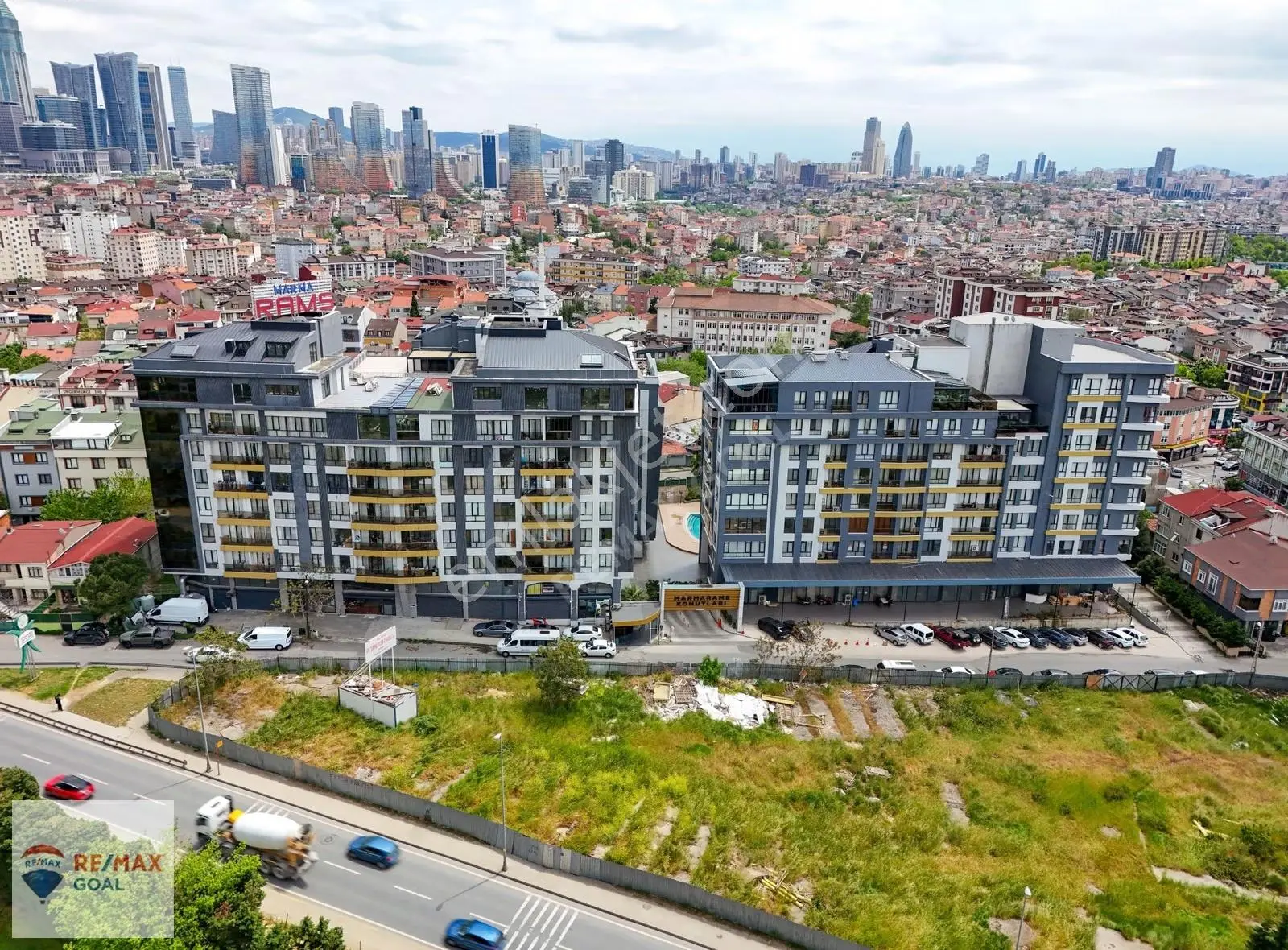 Remax Şirvan'dan Ataşehir Marmarams Sitesinde 1+1 Satılık Daire - Görsel 4