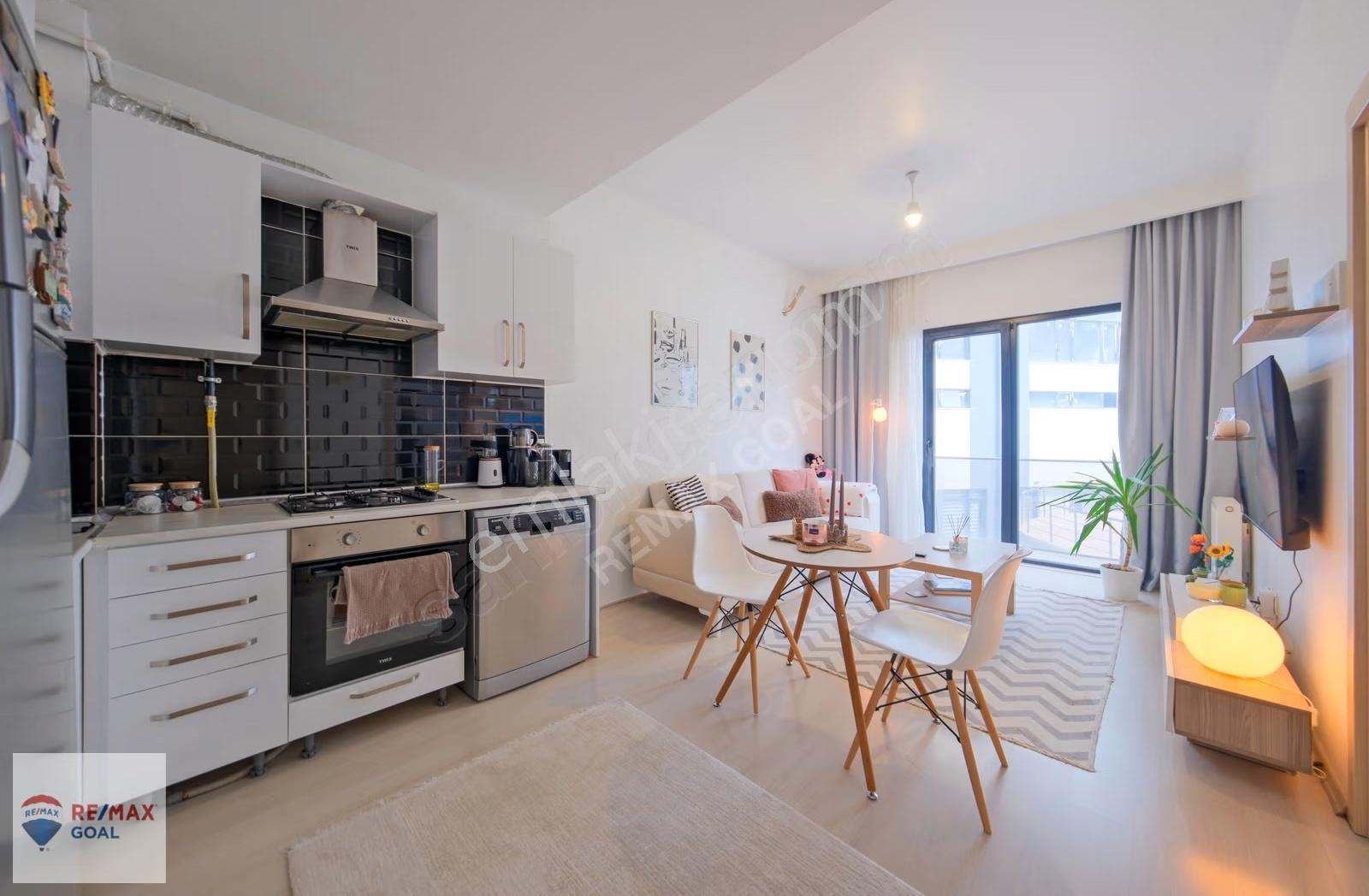 Remax Şirvan'dan Ataşehir Marmarams Sitesinde 1+1 Satılık Daire - Görsel 8