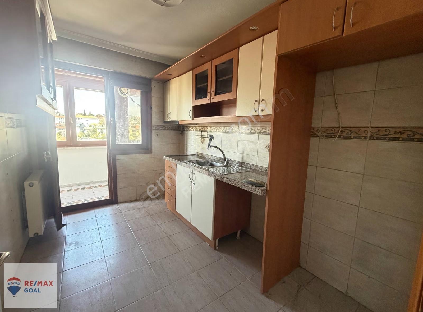 Koşuyolu Sabancı Sitesi Karşısı Geniş 2+1 Satılık Daire / Boştur - Görsel 6