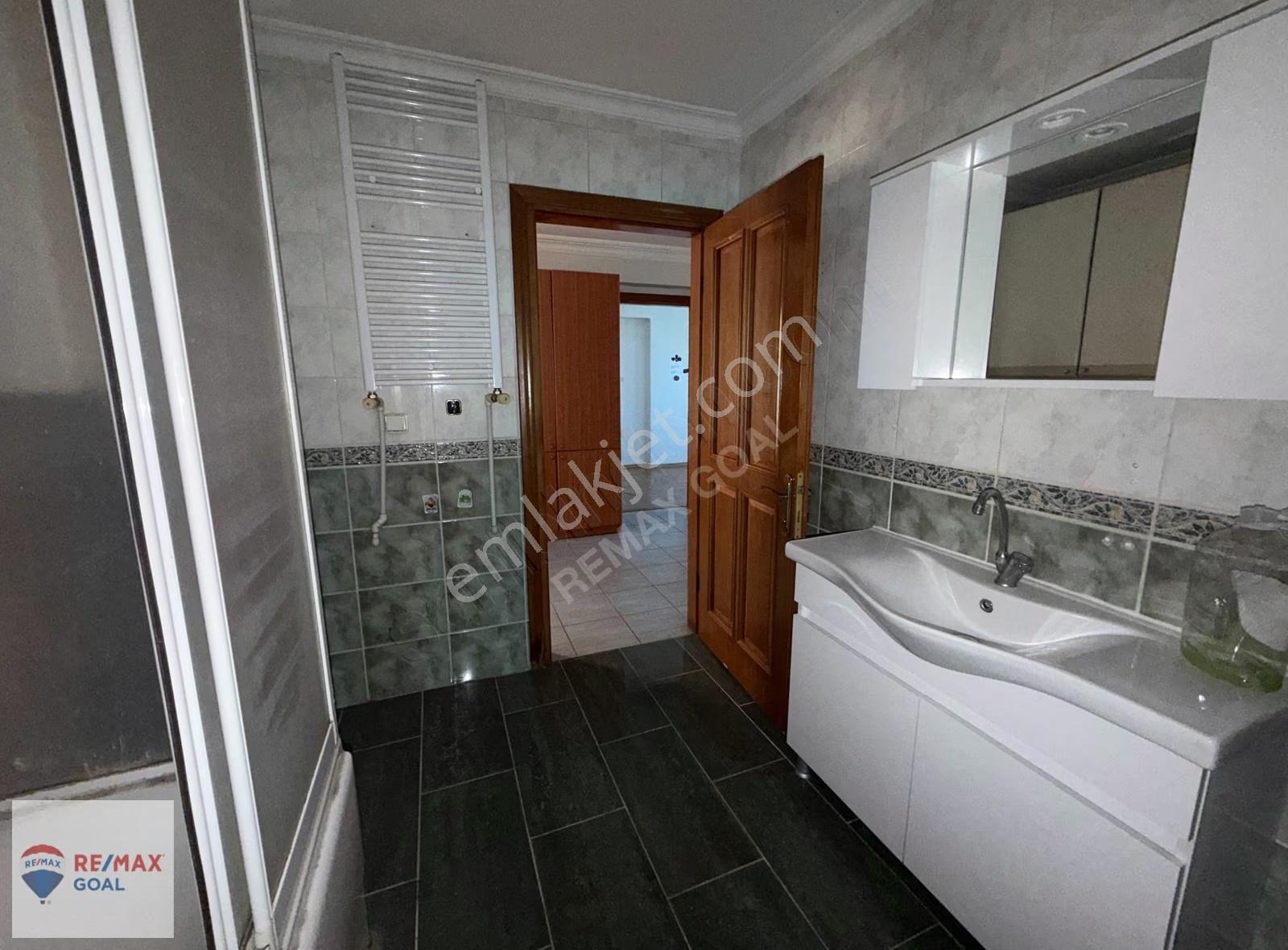Koşuyolu Sabancı Sitesi Karşısı Geniş 2+1 Satılık Daire / Boştur - Görsel 25