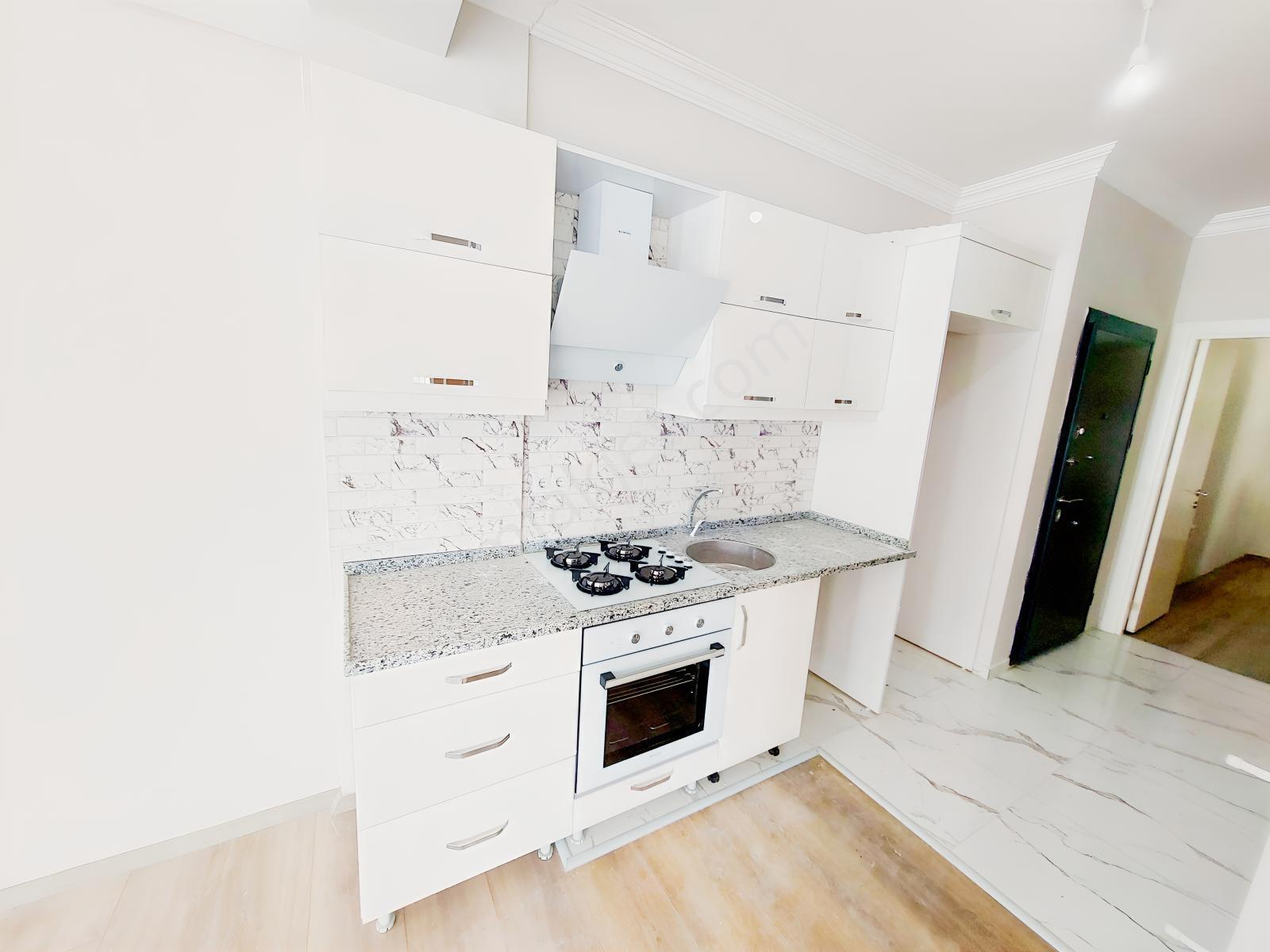 Antalya Muratpaşa Etiler'de Sıfır 1+1 Giriş Kat Kiralık Daire - Görsel 24