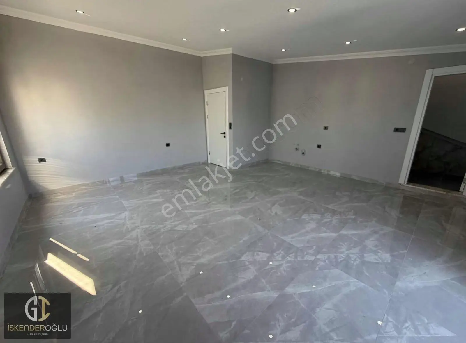 İskenderoğlu İnşaat Emlak Güvencesiyle Lüks 3+1 Havuzlu Villa - Görsel 5