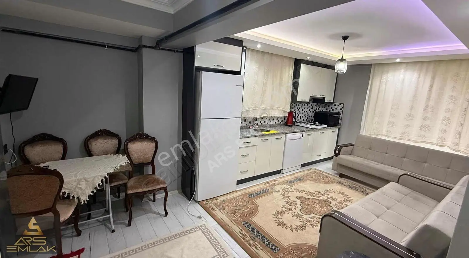 Ars'den Buldan Yeni Mah Satılık 1+1 Lüx Apart Kiracılı