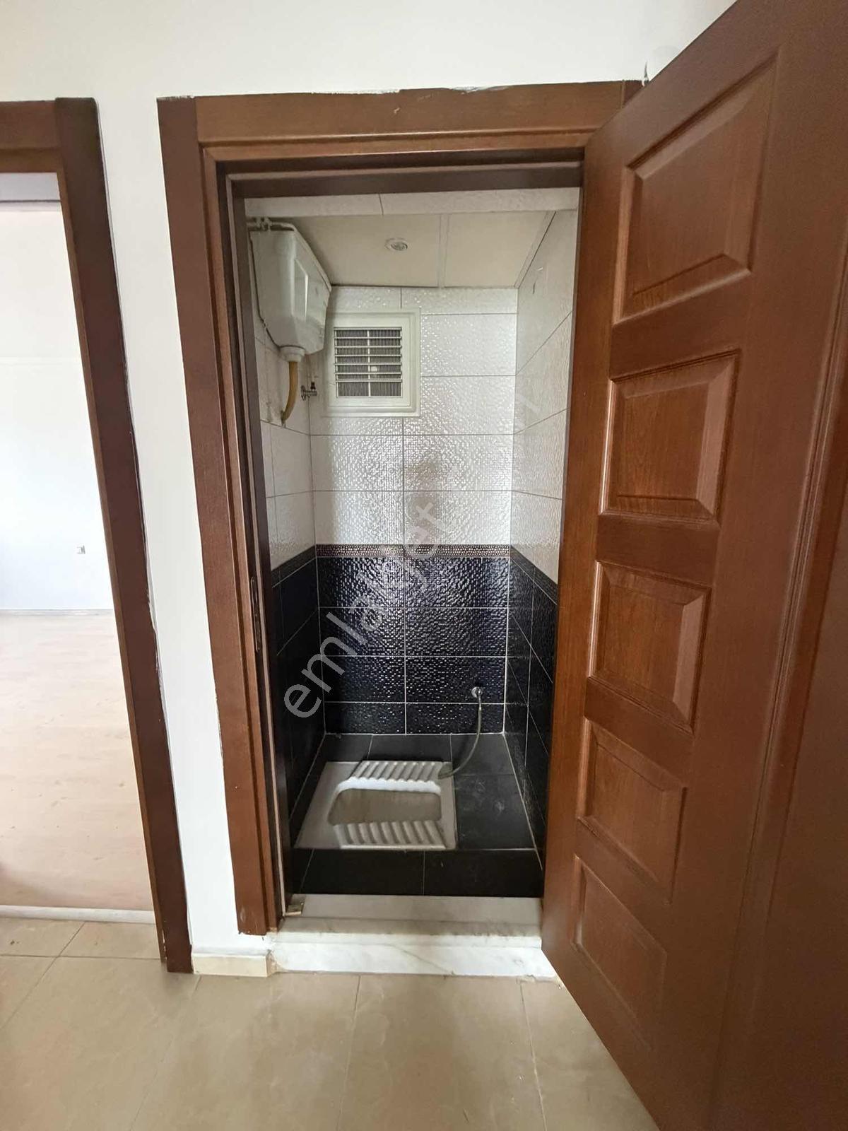 Manisa Yunusemre Cumhuriyet Mah. Kiralık 145 Metre² 3 + 1 Daire - Görsel 4