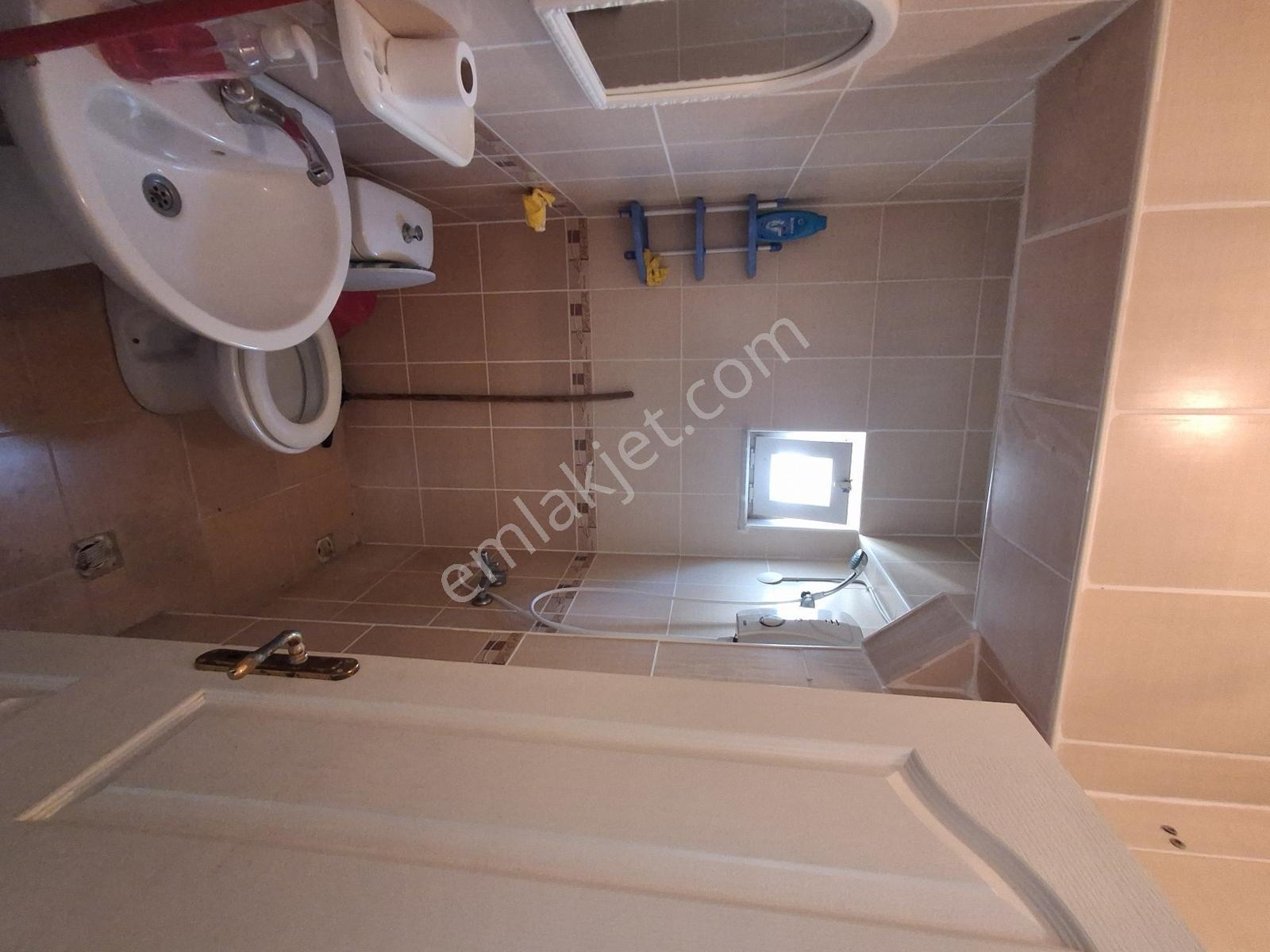 Karasu'da Sahile Yakın Site İçi Ara Kat 1+1 Satılık Daire. - Görsel 24