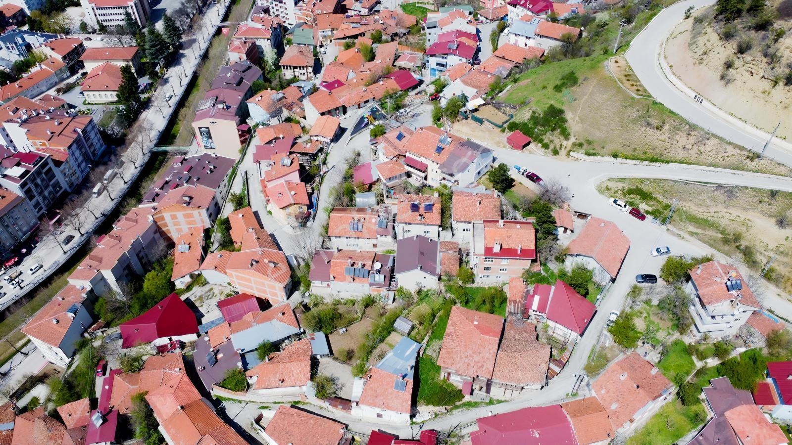 Saat Kulesi Dibinde Satılık Ev Ve Arsası Acil Satılık - Görsel 10