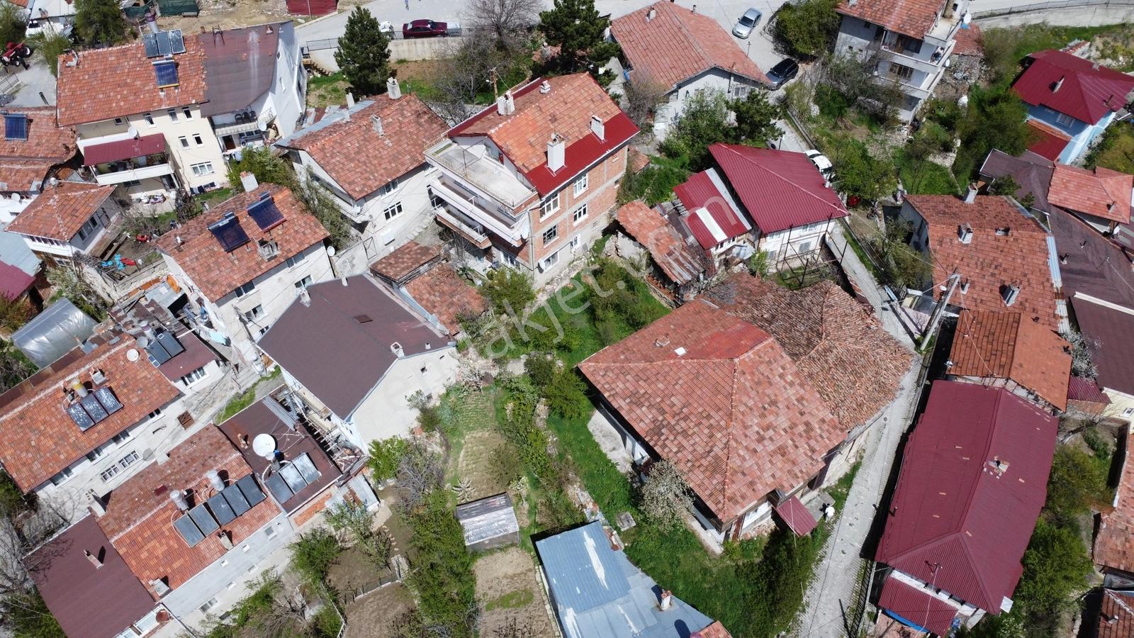 Saat Kulesi Dibinde Satılık Ev Ve Arsası Acil Satılık - Görsel 17