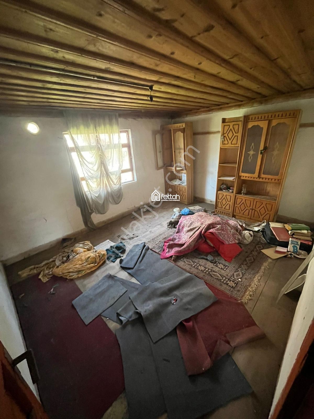 Saat Kulesi Dibinde Satılık Ev Ve Arsası Acil Satılık - Görsel 32