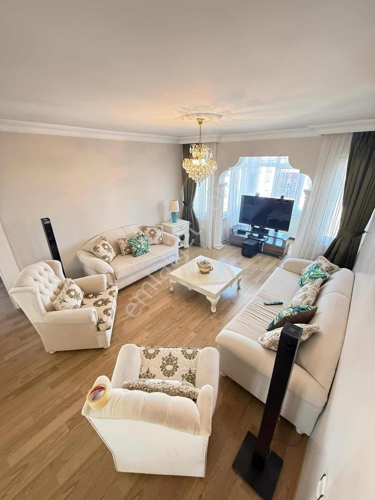 Bahçeşehir Esenkent Te Satılık 136m2 3+1 - Görsel 2