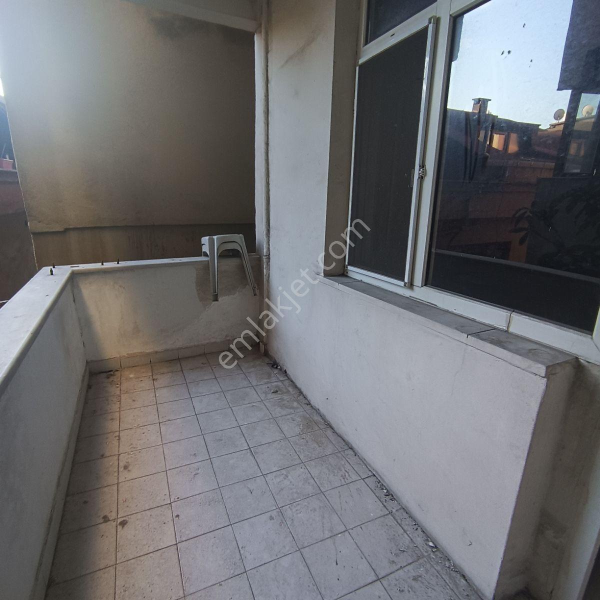 Kağıthane Harmantepe De Büyük Balkonlu Kiralık Daire - Görsel 11