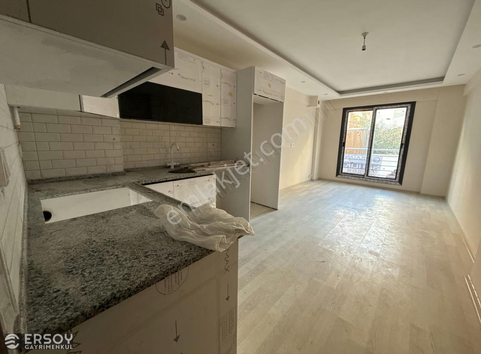 Kiralık Yeni Mh Yeşil Cami Cvr 1+1 50m² Sıfır Daire - Görsel 2
