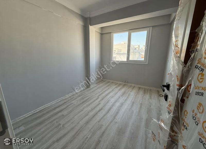Satılık 2+1 Kapalı Mutfak Kapalı Oto Parklı Geniş Daire - Görsel 12