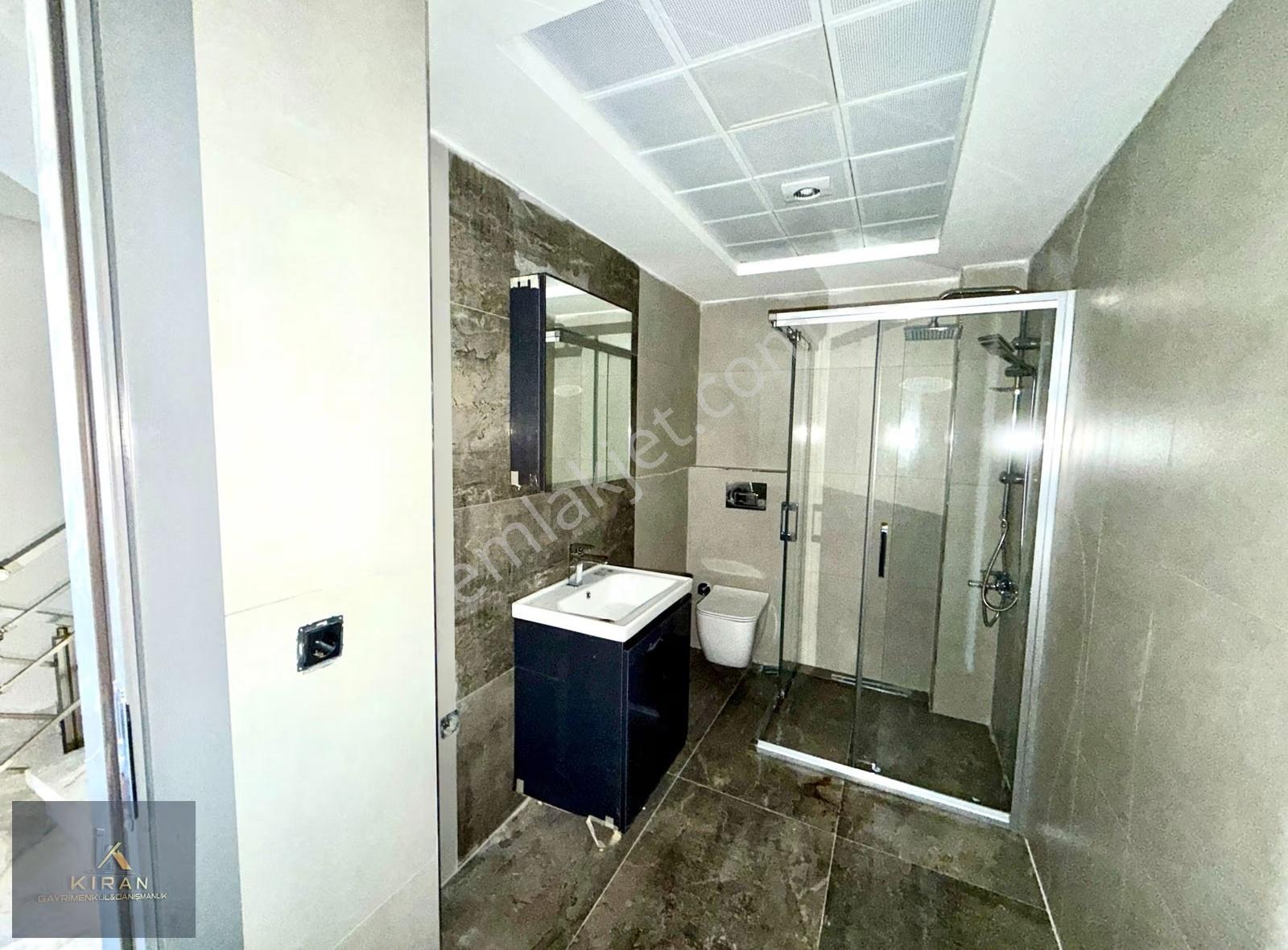 Yenişakran Sayfiye Mah. 3+1 Geniş Bahçeli Denize Komşu Villa - Görsel 5