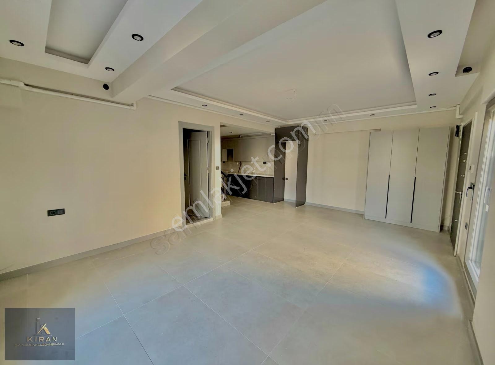 Yenişakran Sayfiye Mah. 3+1 Geniş Bahçeli Denize Komşu Villa - Görsel 4