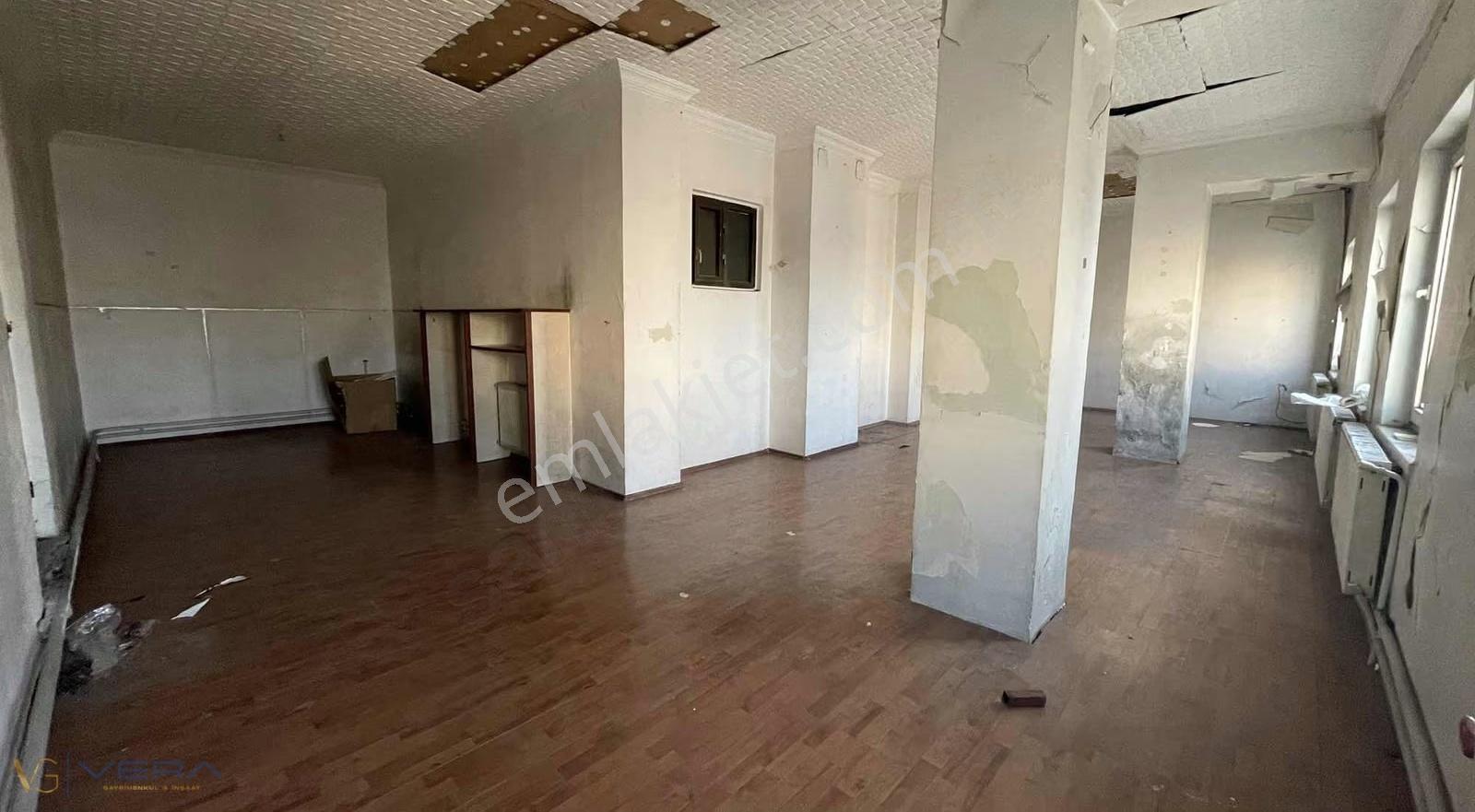 Vera'dan Ünaldıda 1. Kat 900 M2 Kullanımlı İmalathane - Görsel 14