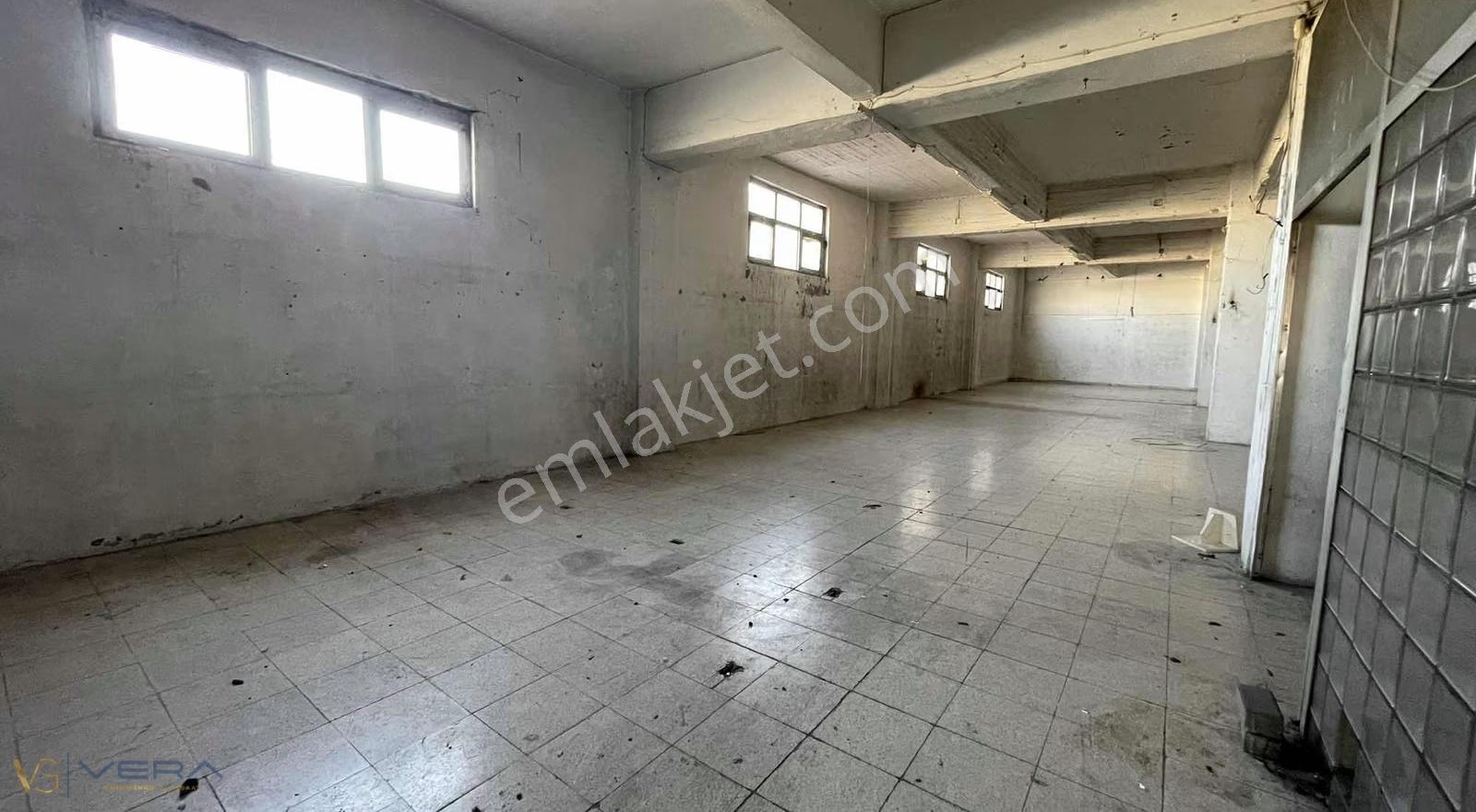 Vera'dan Ünaldıda 1. Kat 900 M2 Kullanımlı İmalathane - Görsel 15